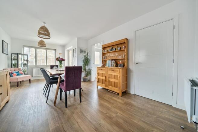 Kitchen/Dining Room (4)