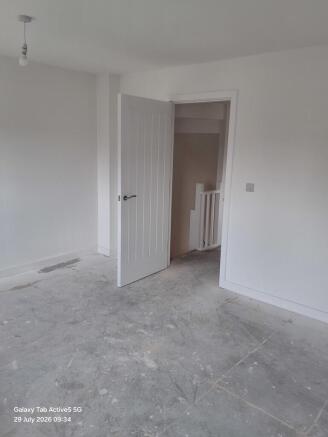 3 bed Semi-Detached to rent Image 9