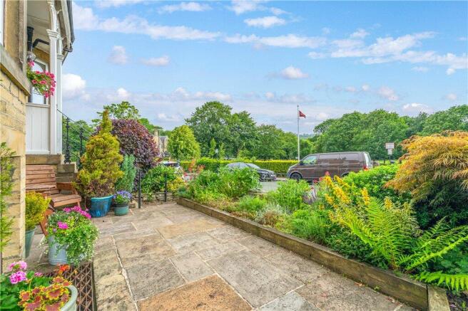 3 bed Terraced for sale Image 12
