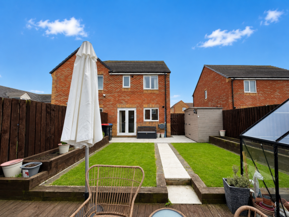 2 bed Semi-Detached for sale Image 12