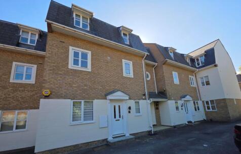 Flat 10 Sovereign Court, Gresham Close, Brentwood, Essex, CM14 4FY