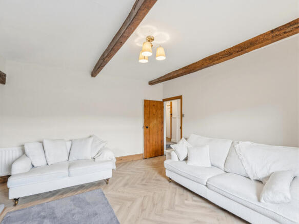 4 bed Detached for sale Image 4