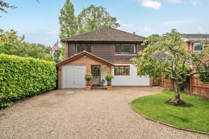 39a Ladywood House, Echo Barn Lane, Wrecclesham, Farnham GU10 4NG