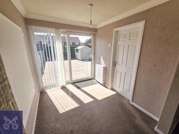 3 bed Terraced to rent Image 7