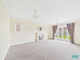 5, Dales Court, York YO31 1AB