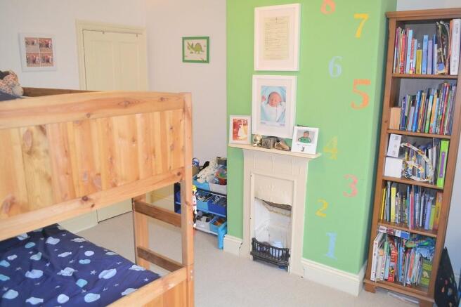 Photo 10