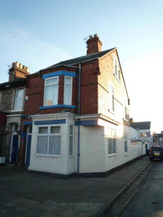 1 bed House Share to rent Image 12