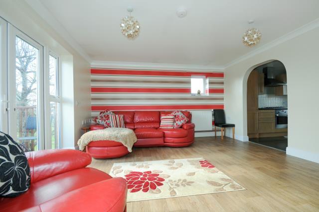 Principle reception room