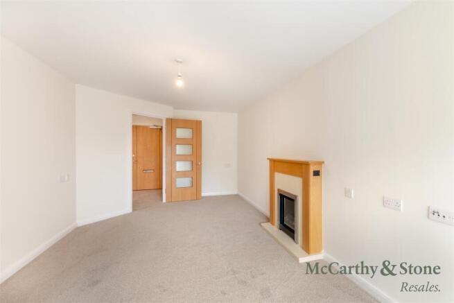 1 bed Apartment for sale Image 8
