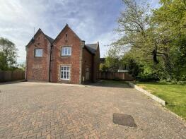 60, Leighton Park, Bicton Heath, Shrewsbury SY3 5FT