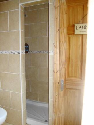 Cloaks/Shower/Utilit