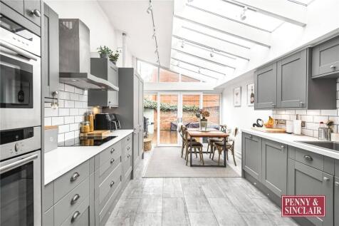 Gravel Hill, RG9 2EE