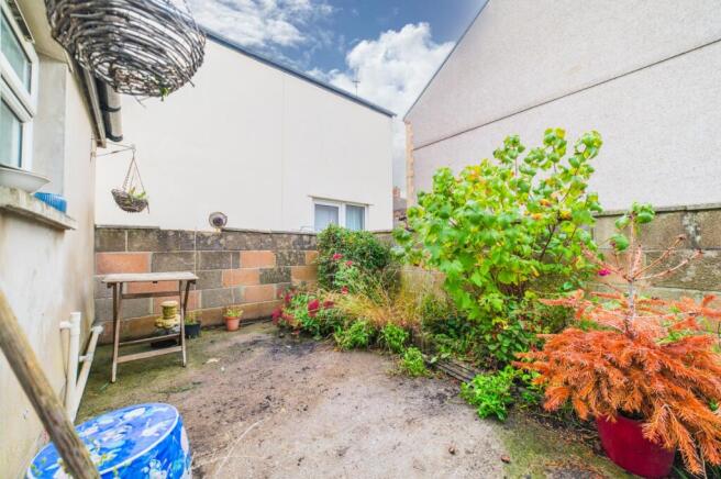 Call 02920 454555 to secure your viewing_3