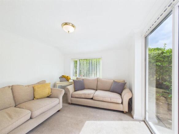 3 bed Semi-Detached for sale Image 5