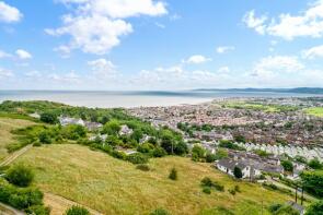 Los Altos, Bryn Gwynt Lane, Penrhynside, Llandudno LL30 3DA