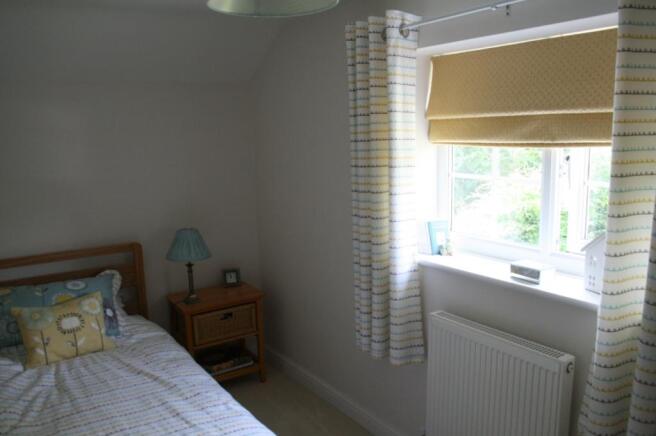 bedroom 2 (Main)
