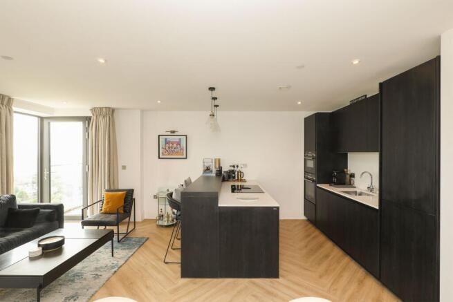 2 bed Flat for sale Image 9