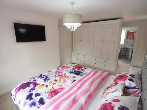 Bedroom One Into En-Suite 429a