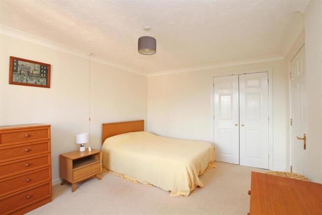 54BC - Bedroom 2.jpg