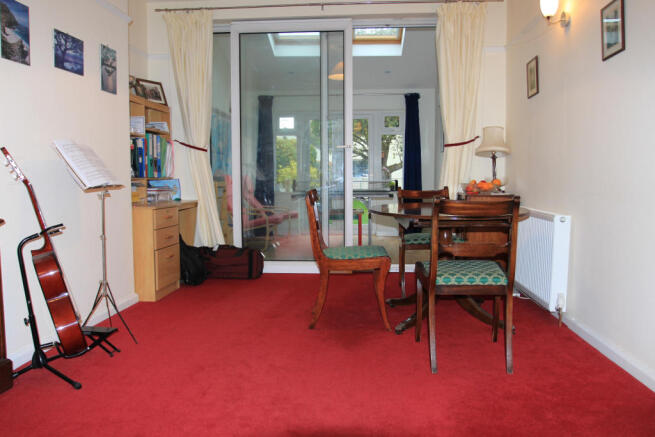 Photo 4