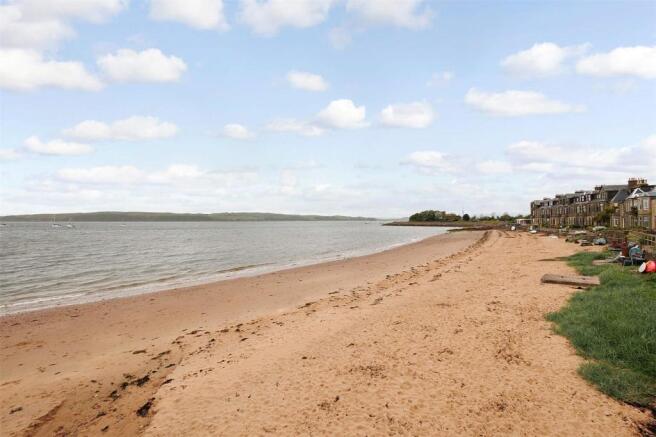 Fairlie Shorefront