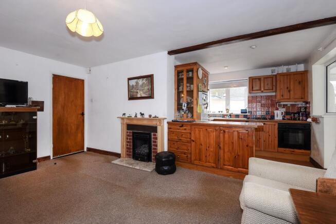 Living Room / Kitchen