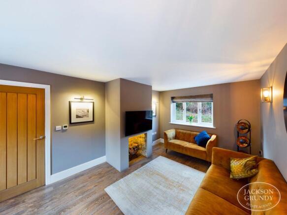 SITTING ROOM