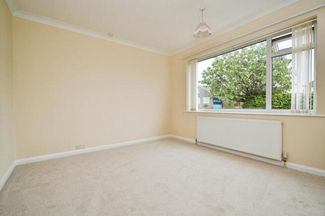 3 bed Semi-Detached Bungalow for sale Image 9
