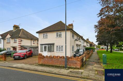 Christchurch Green, Wembley, Middlesex, HA0