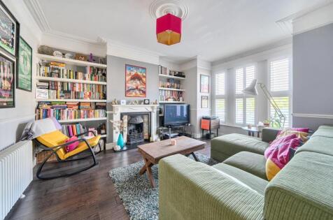 Hazelbank Road, London, SE6 1LU
