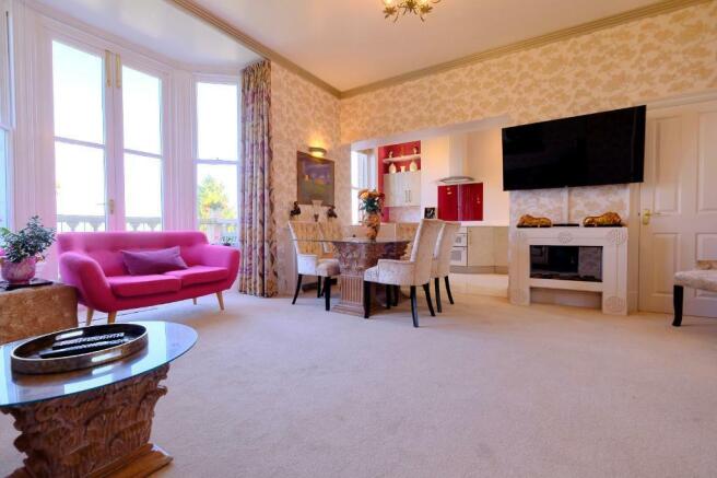 Living/Dining room