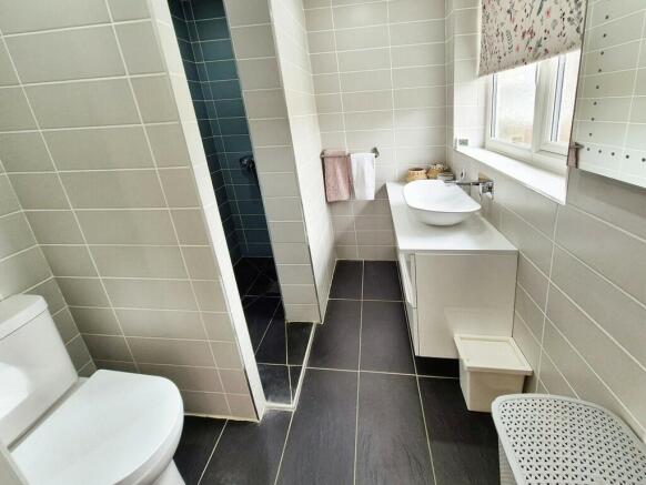 En-Suite Shower R...