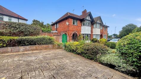 Addington Road, Selsdon, South Croydon, CR2 8LG