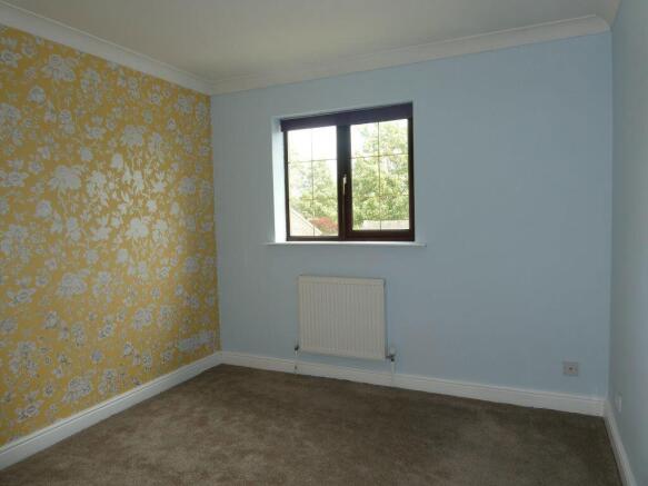2 bed Apartment to rent Image 7