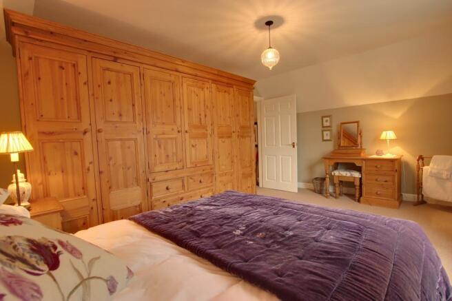 Bedroom 2 (Double)