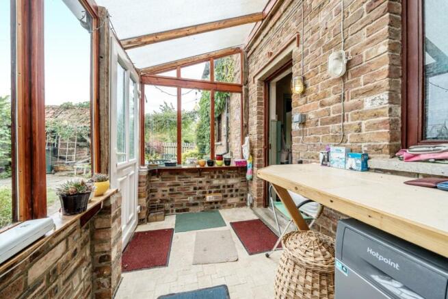 LEAN-TO UTILITY.jpg
