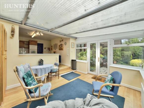 4 bed Detached for sale Image 9