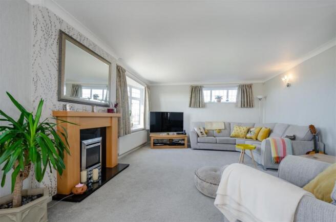 Living / Dining Room