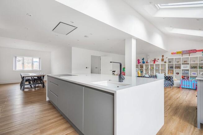 Kitchen/Dining/Fa...