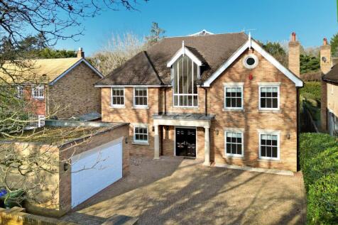 Barn Close, Farnham Common, Buckinghamshire, SL2