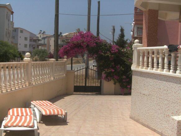 Photo 6