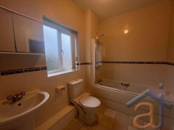 Bathroom - Photo 1