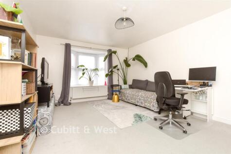 Fiveacre Close, Thornton Heath, Surrey