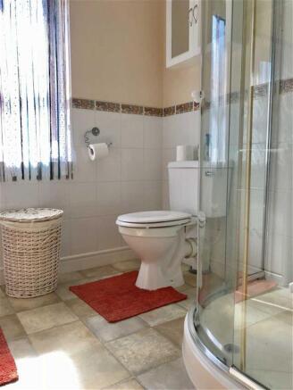 En-Suite Shower Enclosure