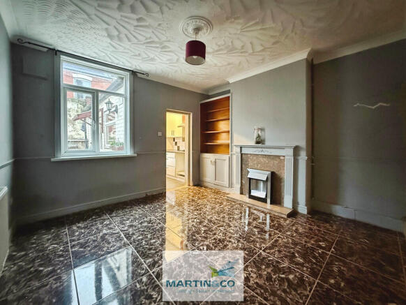 ae5ecad2--4CA0-BF...