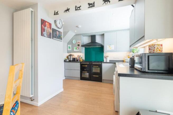 kitchen-4.jpg