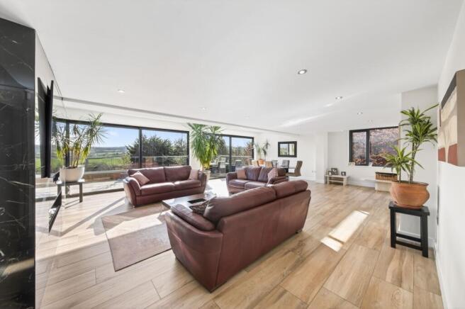 LIVING DINING KITCHEN