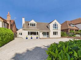 Bluebells, Binton Road, Stratford-upon-avon CV37 8PP