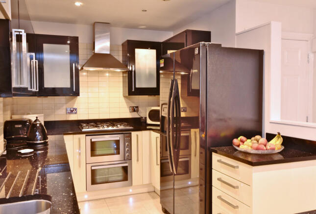 Kitchen (2)