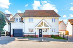 1, Felmoor Chase, Felsted CM6 3YJ